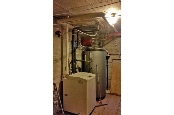Centrale termica con termopompa MT SB 15 e bollitore da 400 litri